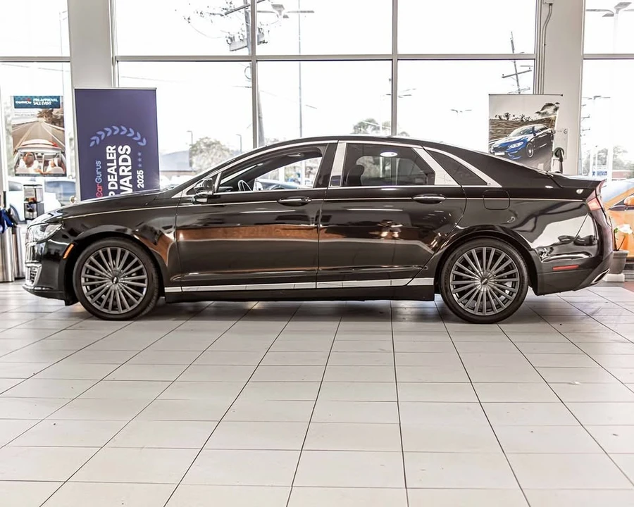 2017 Lincoln MKZ - Image 6 of 20
