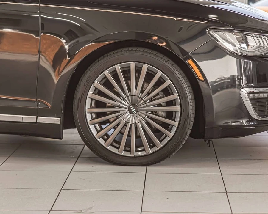 2017 Lincoln MKZ - Image 10 of 20