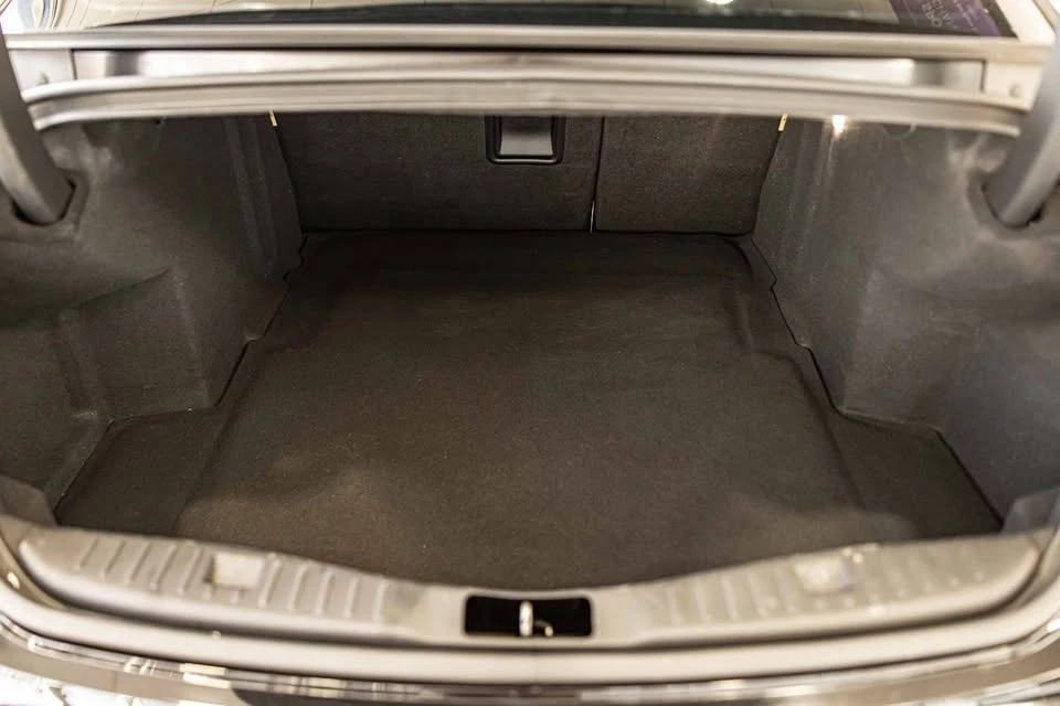 2017 Lincoln MKZ - Image 17 of 20