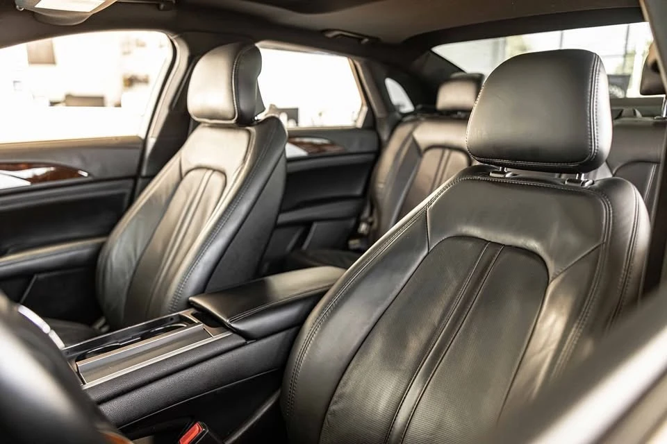 2017 Lincoln MKZ - Image 19 of 20
