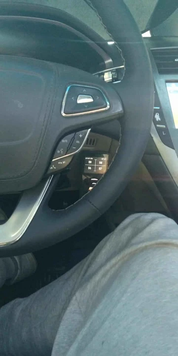 2017 Lincoln MKZ - Image 2 of 9