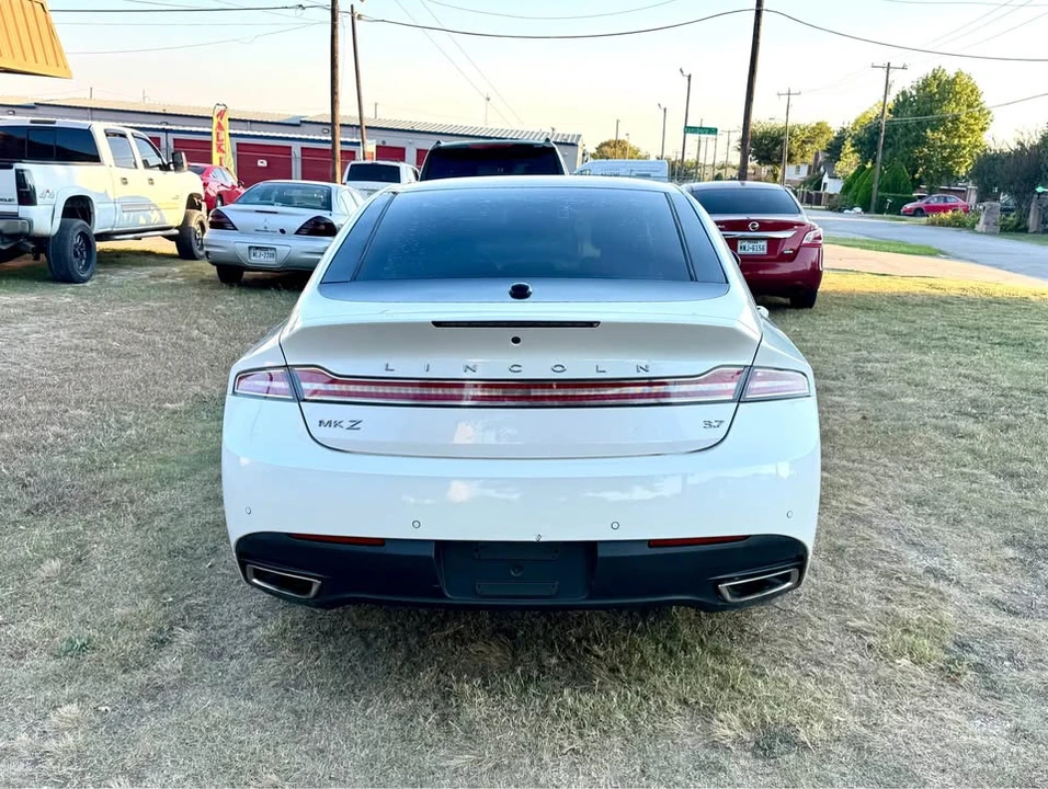 2017 Lincoln MKZ - Image 5 of 11