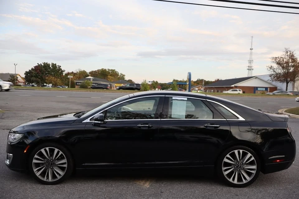 2017 Lincoln MKZ - Image 5 of 20
