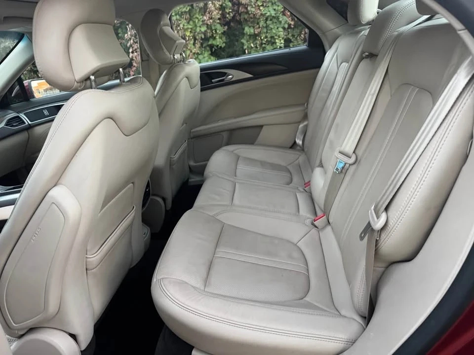 2017 Lincoln MKZ - Image 10 of 13