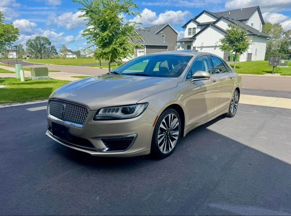 2017 Lincoln MKZ - Image 2 of 19