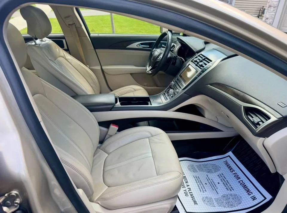 2017 Lincoln MKZ - Image 14 of 19