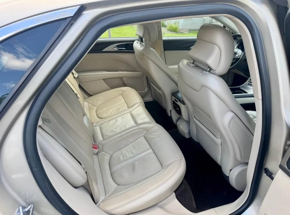 2017 Lincoln MKZ - Image 15 of 19