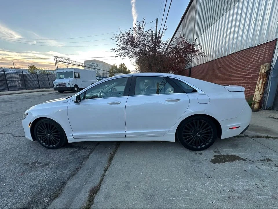 2017 Lincoln MKZ - Image 3 of 9