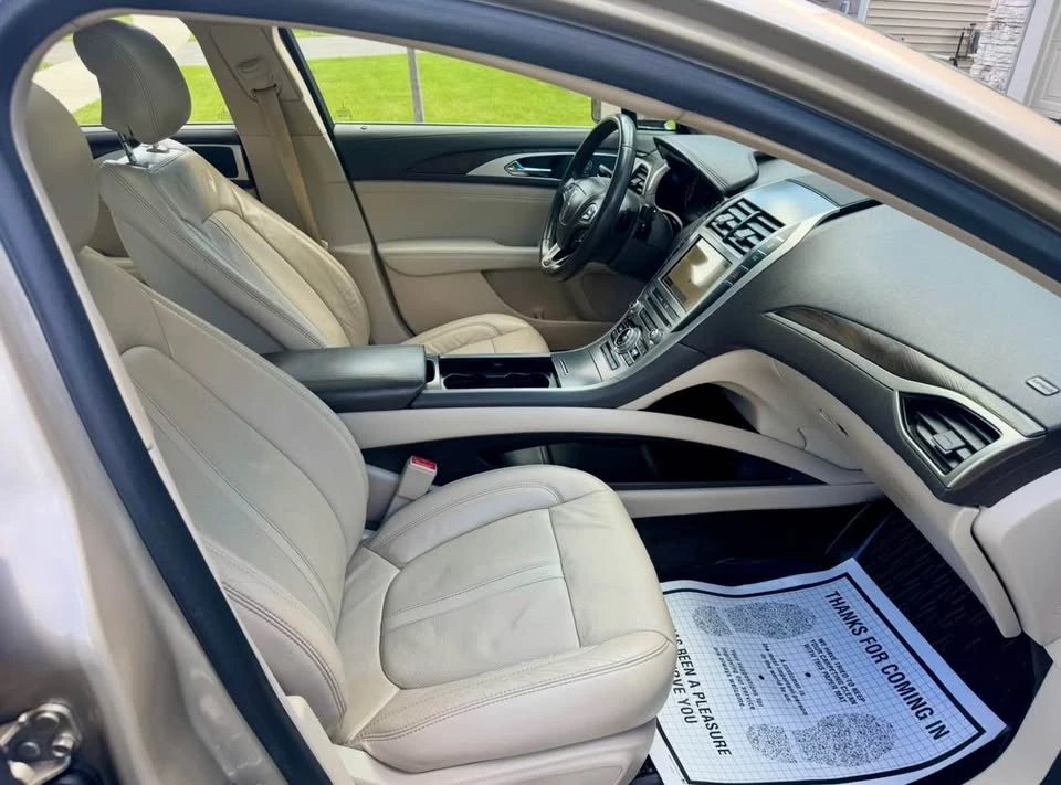 2017 Lincoln MKZ - Image 14 of 19