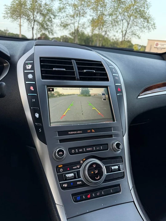 2017 Lincoln MKZ - Image 15 of 16