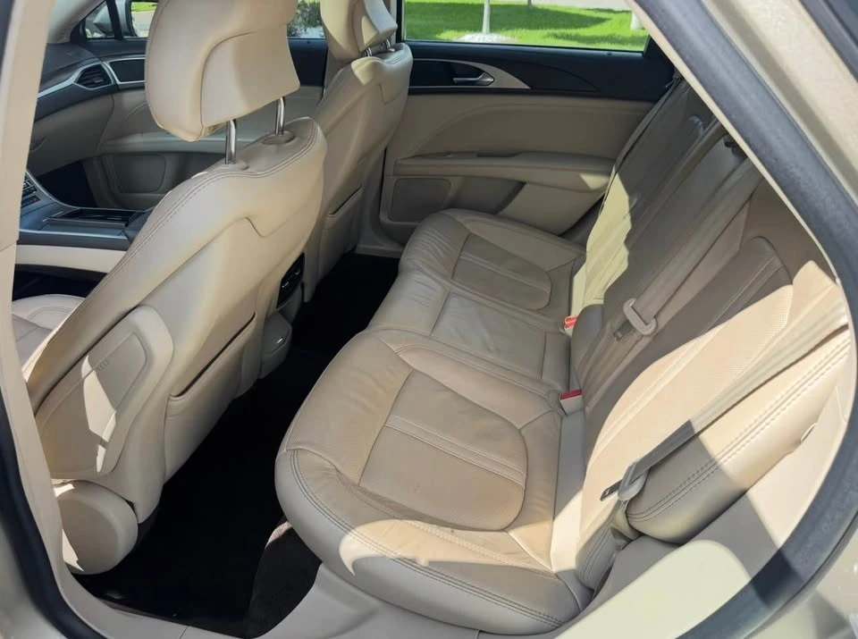 2017 Lincoln MKZ - Image 17 of 19