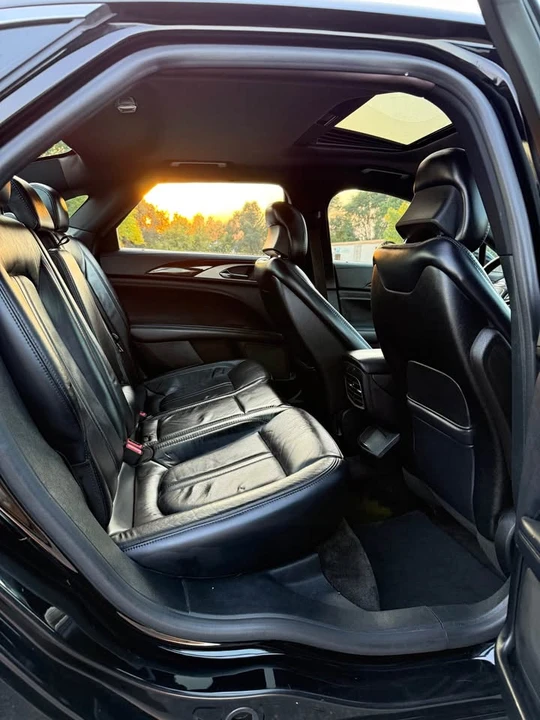 2017 Lincoln MKZ - Image 10 of 16