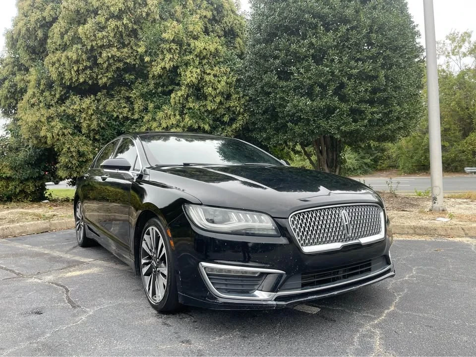 2017 Lincoln MKZ - Image 2 of 20