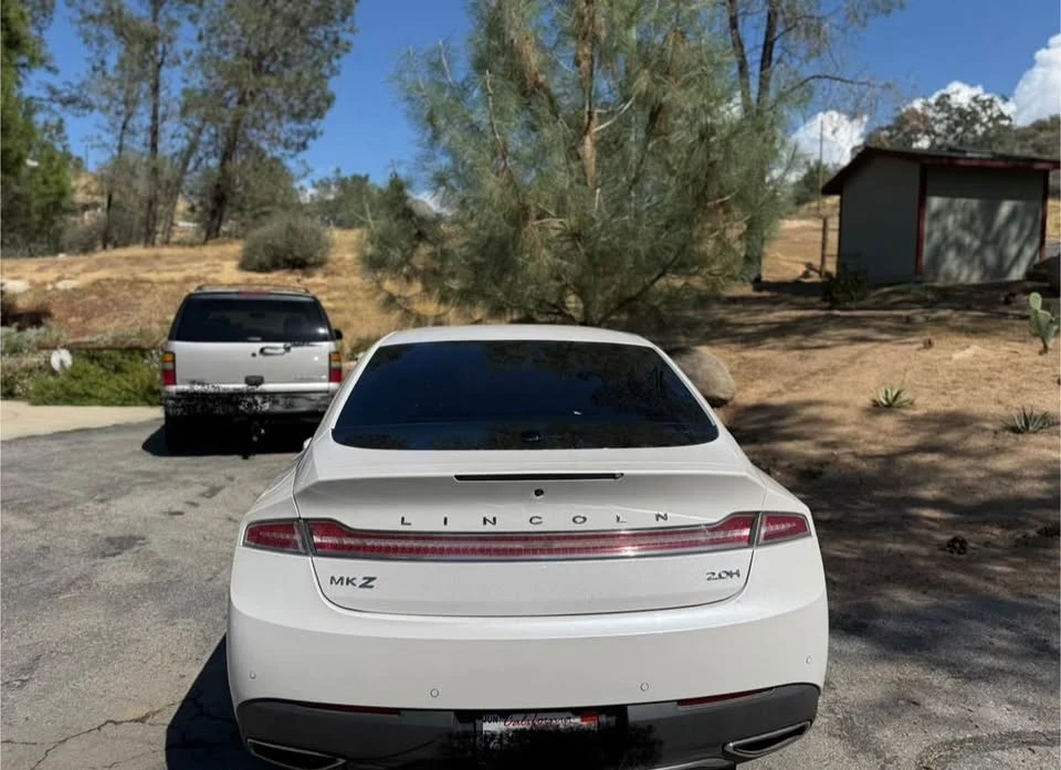 2017 Lincoln MKZ - Image 2 of 11