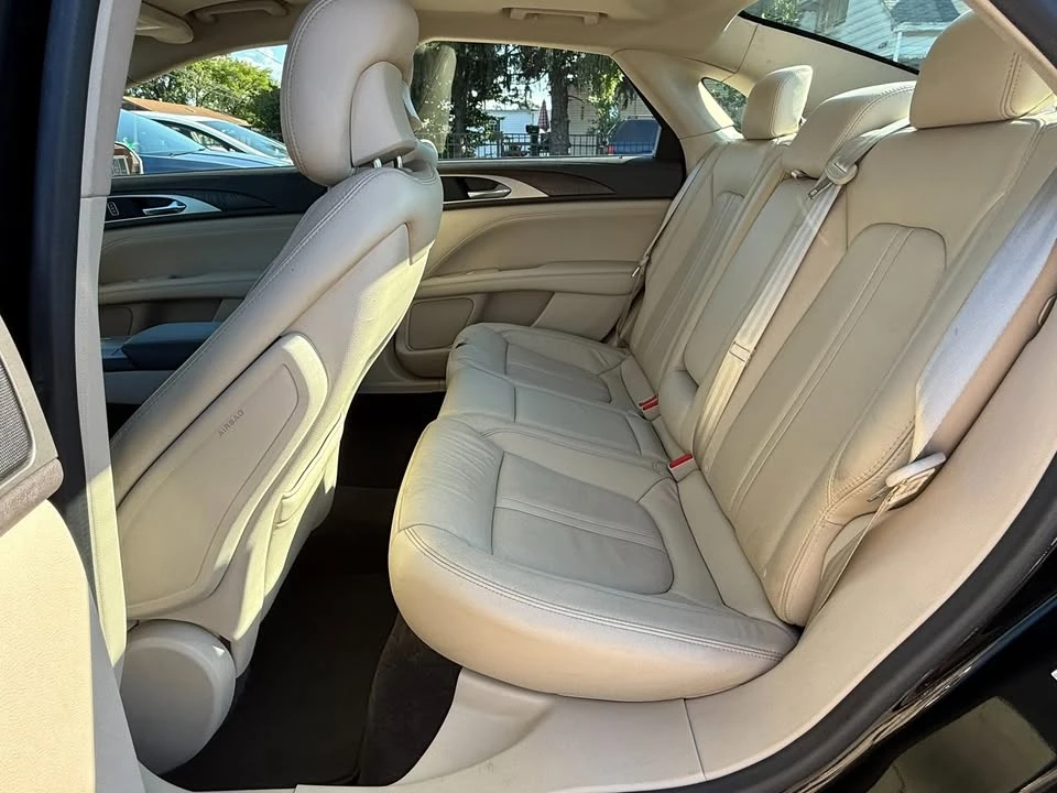 2017 Lincoln MKZ - Image 14 of 15