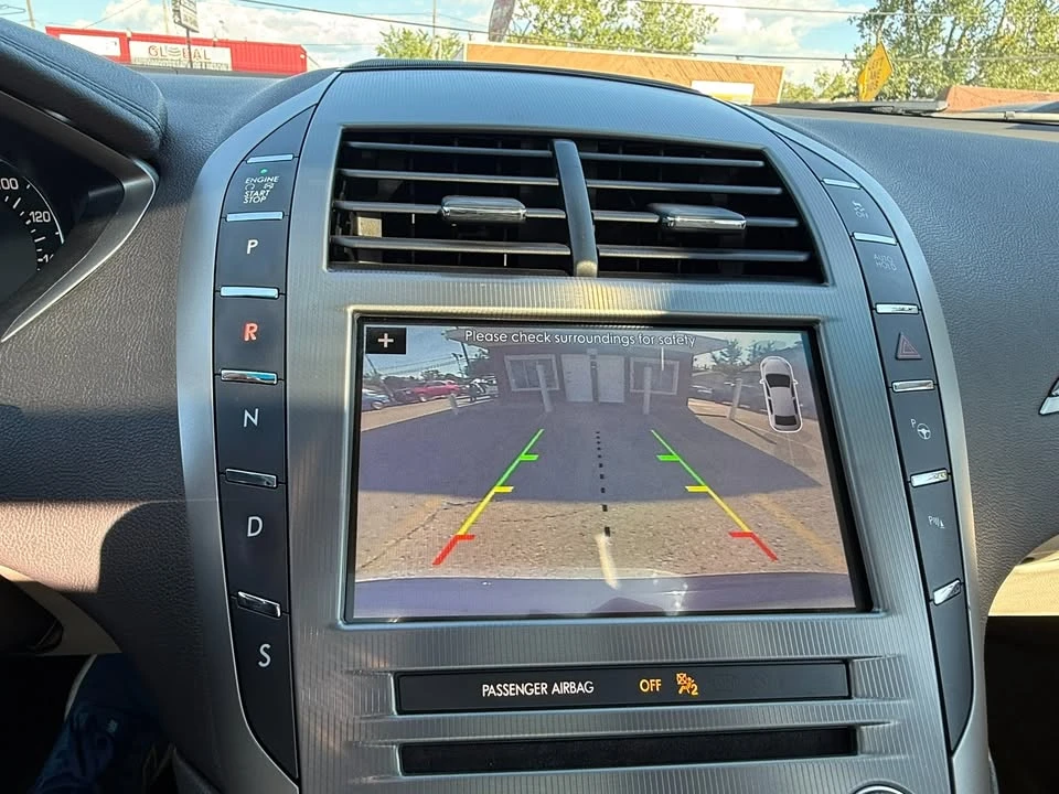 2017 Lincoln MKZ - Image 13 of 15