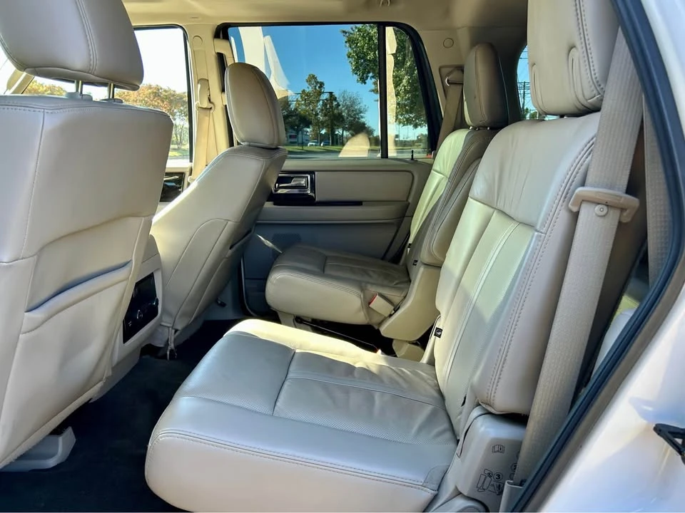 2017 Lincoln Navigator 3rd Gen - Image 4 of 6