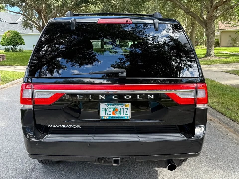 2017 Lincoln Navigator 3rd Gen - Image 5 of 14