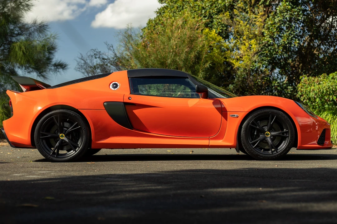 2017 Lotus Exige Series 3 - Image 4 of 31