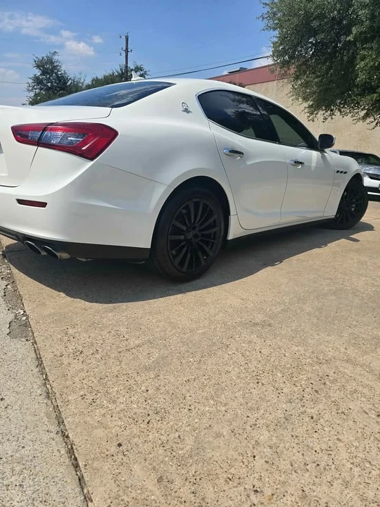 2017 Maserati Ghibli 3rd Gen - Image 4 of 8