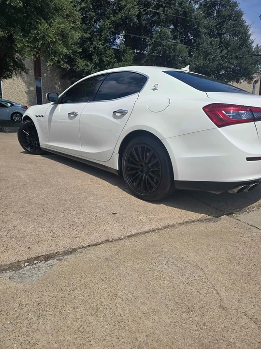 2017 Maserati Ghibli 3rd Gen - Image 3 of 8