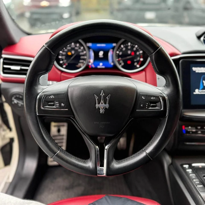 2017 Maserati Ghibli 3rd Gen - Image 5 of 9
