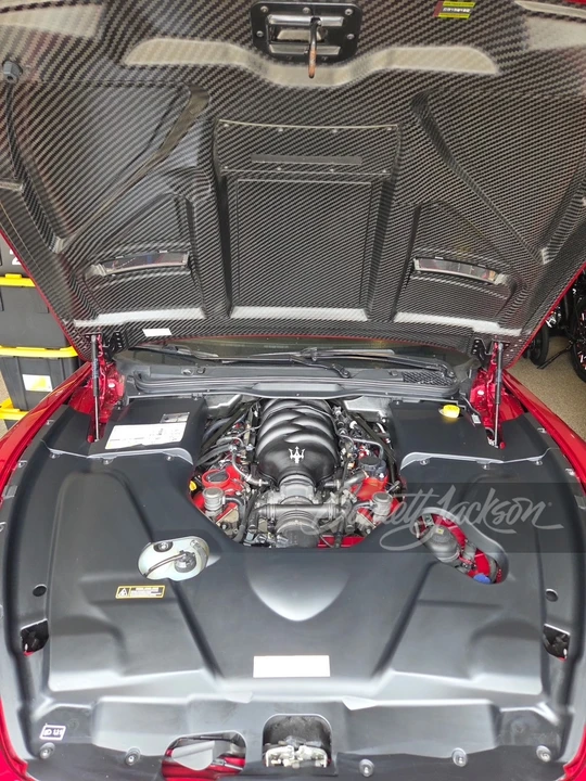 2017 Maserati GranTurismo MC Stradale - Image 6 of 15