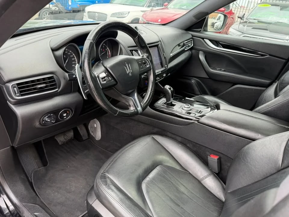 2017 Maserati Levante - Image 8 of 20