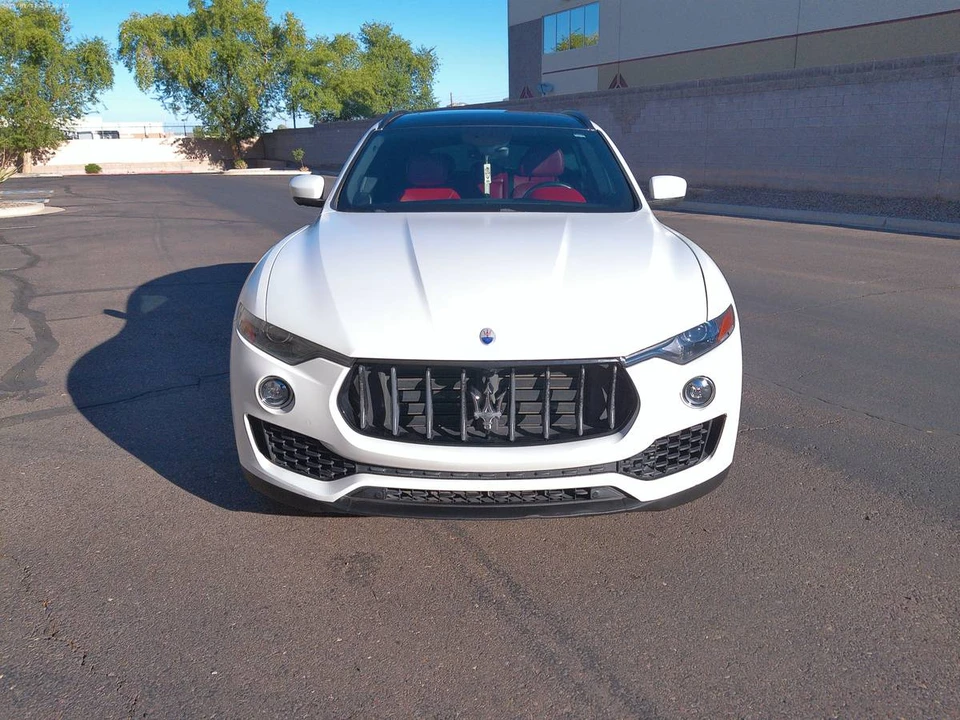 2017 Maserati Levante - Image 8 of 23
