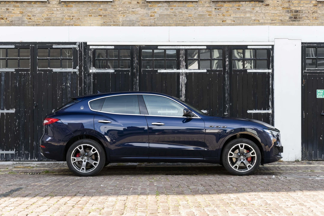 2017 Maserati Levante - Image 9 of 31