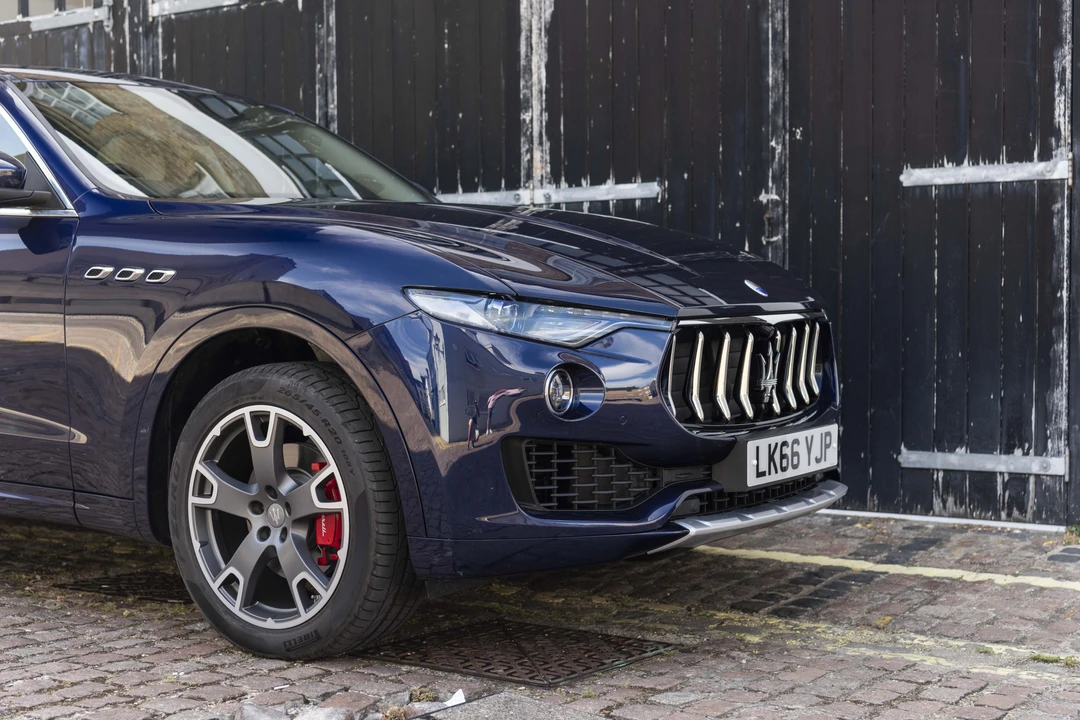 2017 Maserati Levante - Image 28 of 31