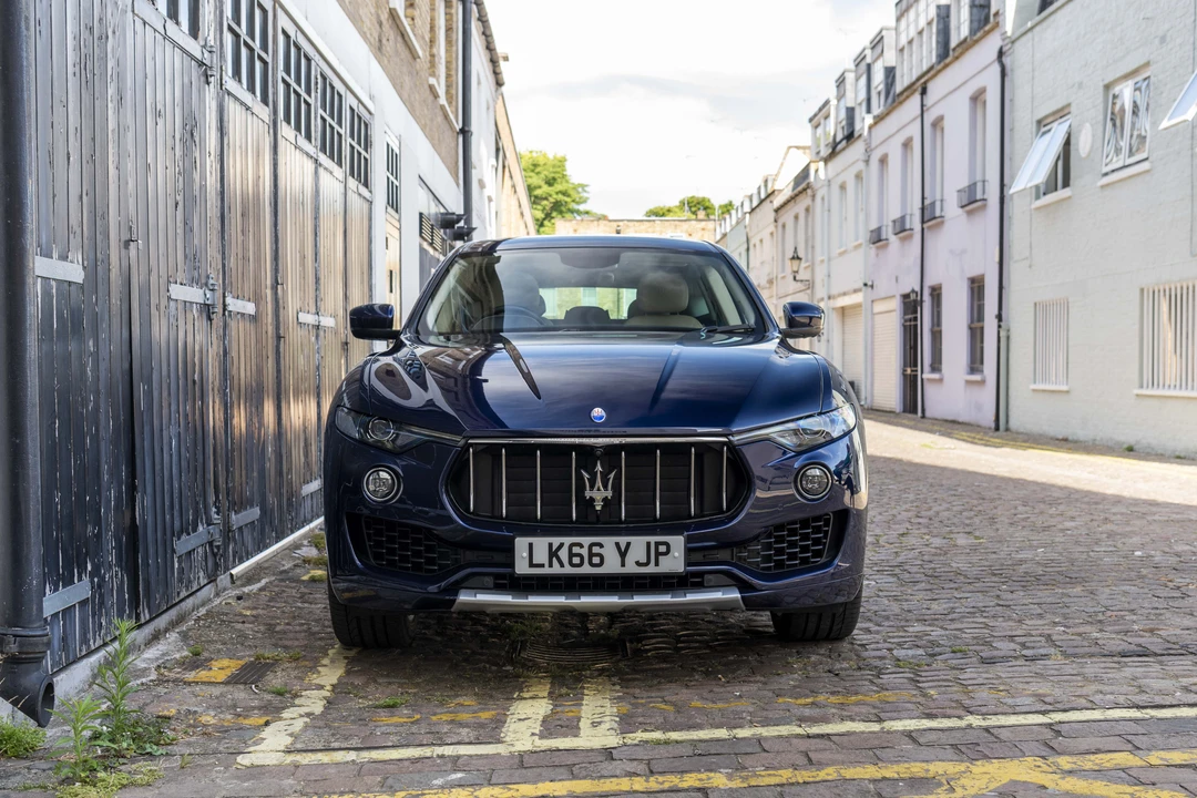 2017 Maserati Levante - Image 11 of 31