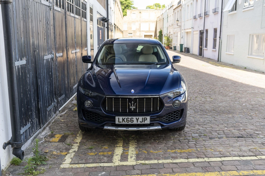 2017 Maserati Levante - Image 3 of 31