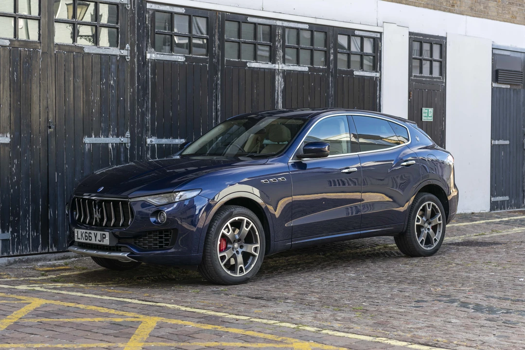 2017 Maserati Levante - Image 4 of 31