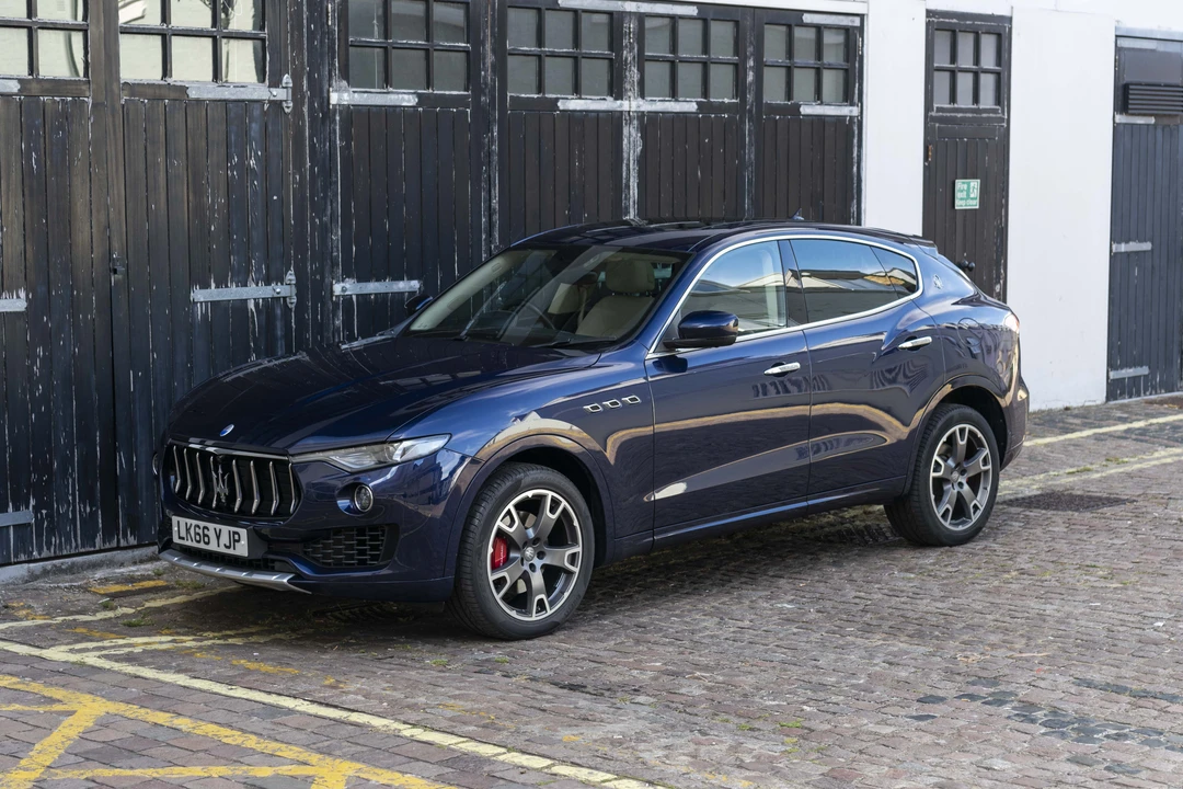 2017 Maserati Levante - Image 12 of 31