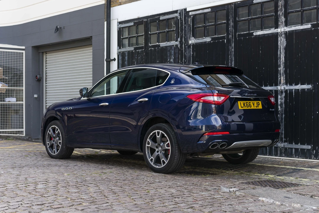 2017 Maserati Levante - Image 14 of 31