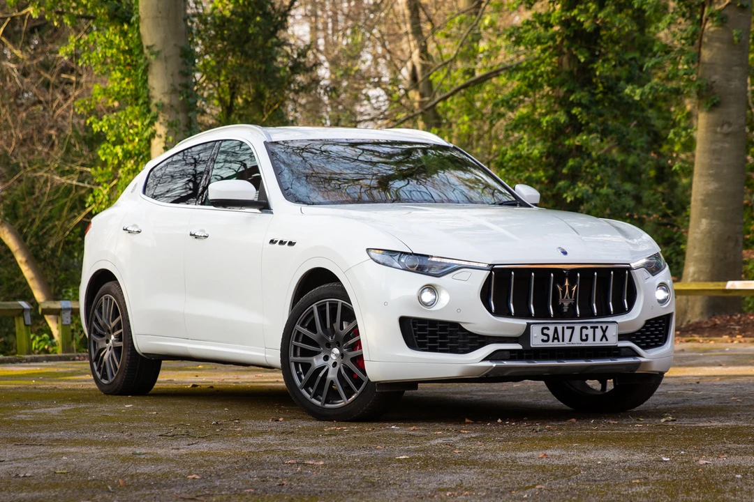 2017 Maserati Levante - Image 2 of 31