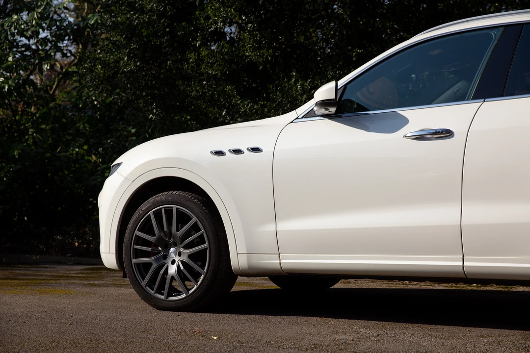 2017 Maserati Levante - Image 31 of 31