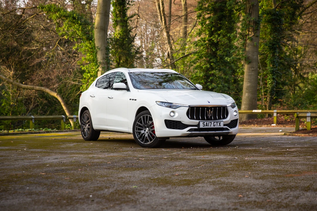 2017 Maserati Levante - Image 12 of 31