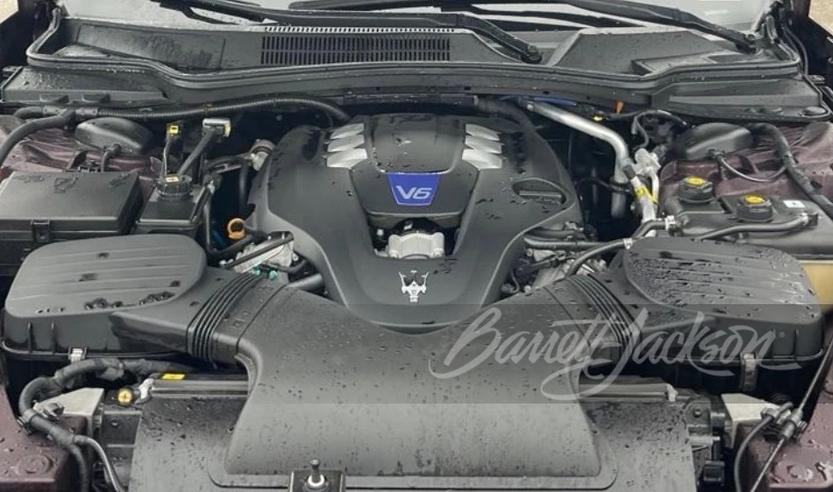 2017 Maserati Quattroporte 6th Gen - Image 3 of 8