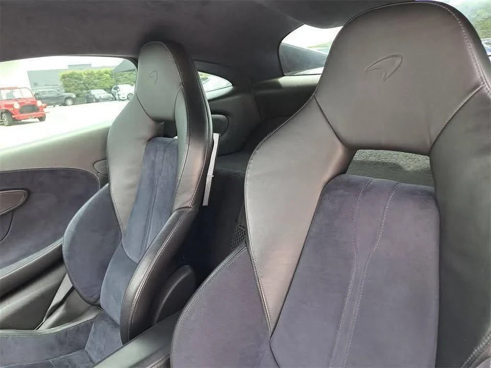 2017 McLaren 570S - Image 6 of 7