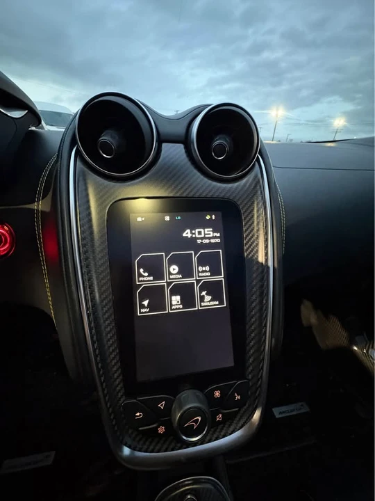 2017 McLaren 570GT - Image 15 of 17