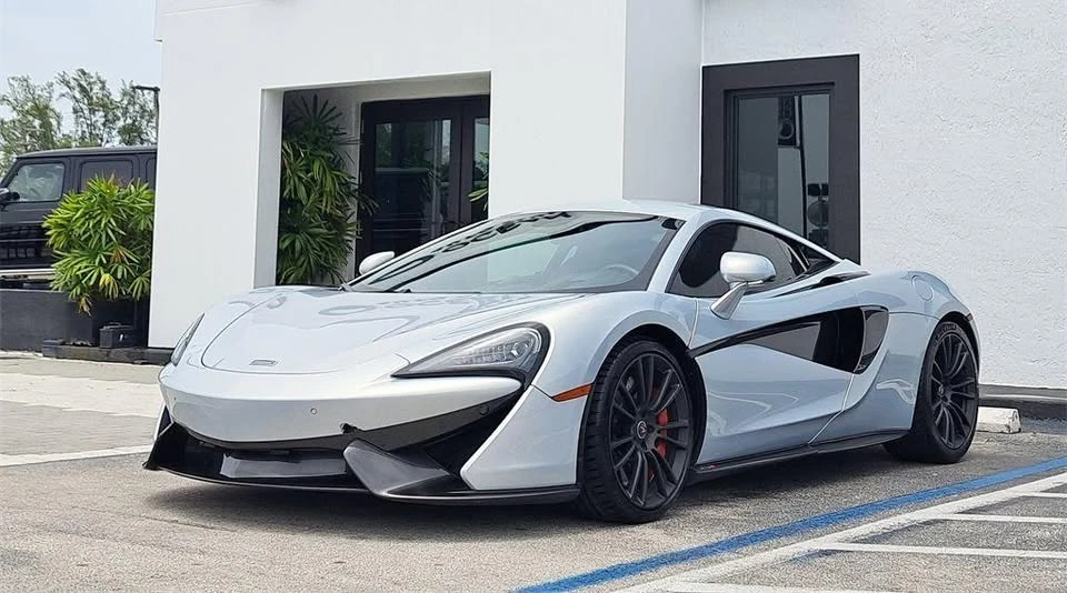 2017 McLaren 570S - Image 2 of 9