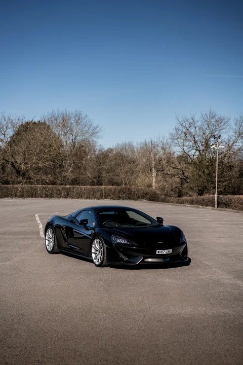 2017 McLaren 570S Spider - Image 28 of 31