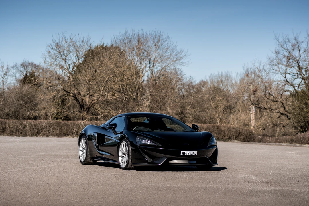 2017 McLaren 570S Spider - Image 29 of 31