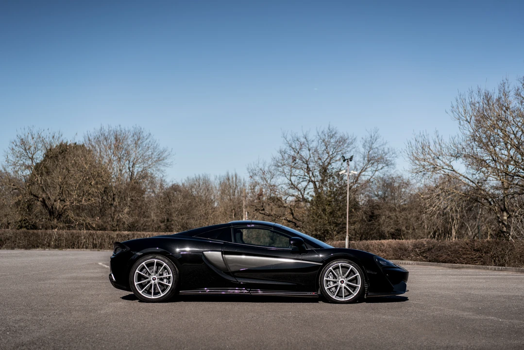 2017 McLaren 570S Spider - Image 31 of 31