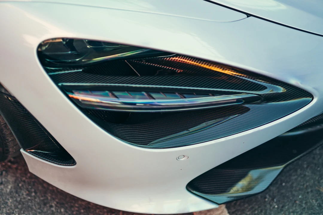 2017 McLaren 720S - Image 19 of 31