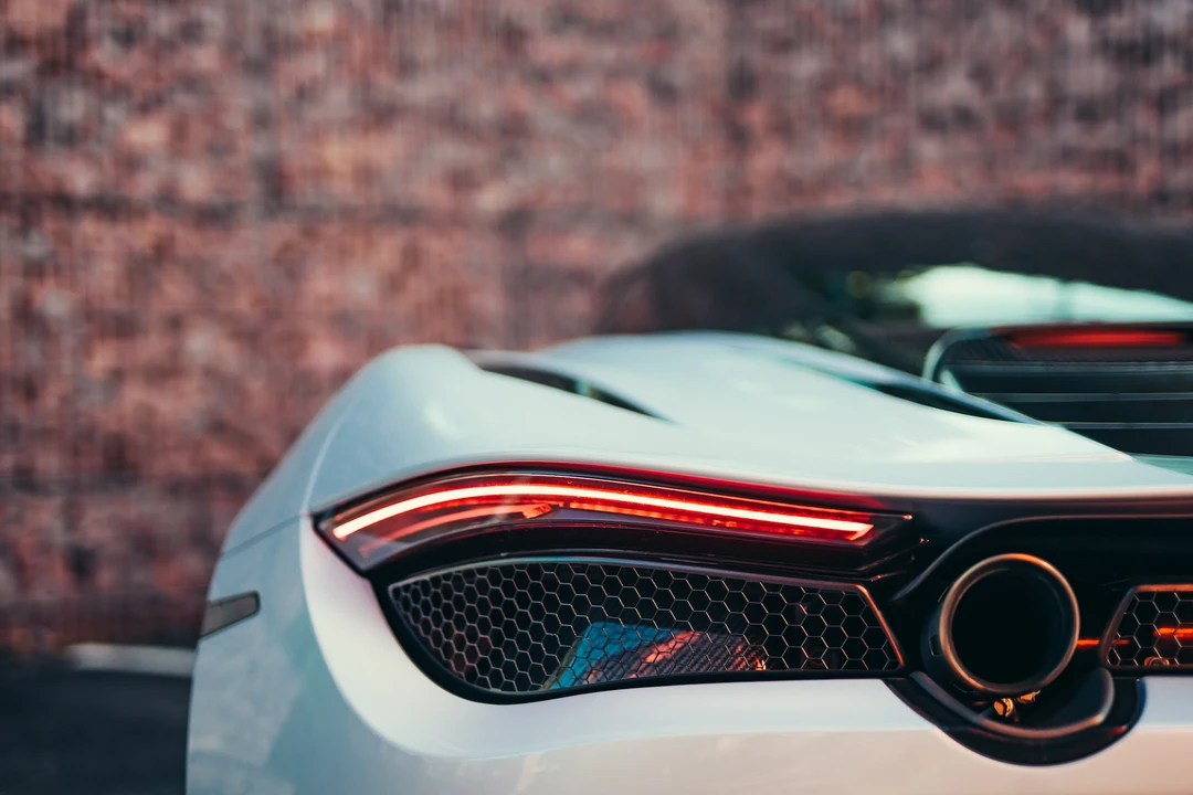 2017 McLaren 720S - Image 29 of 31