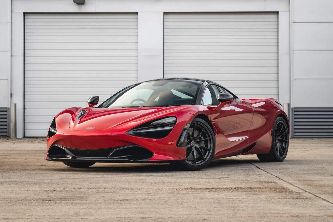 2017 McLaren 720S - Image 4 of 31