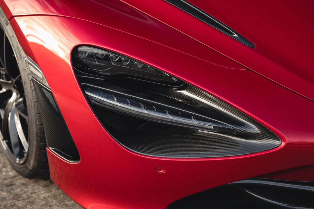 2017 McLaren 720S - Image 19 of 31